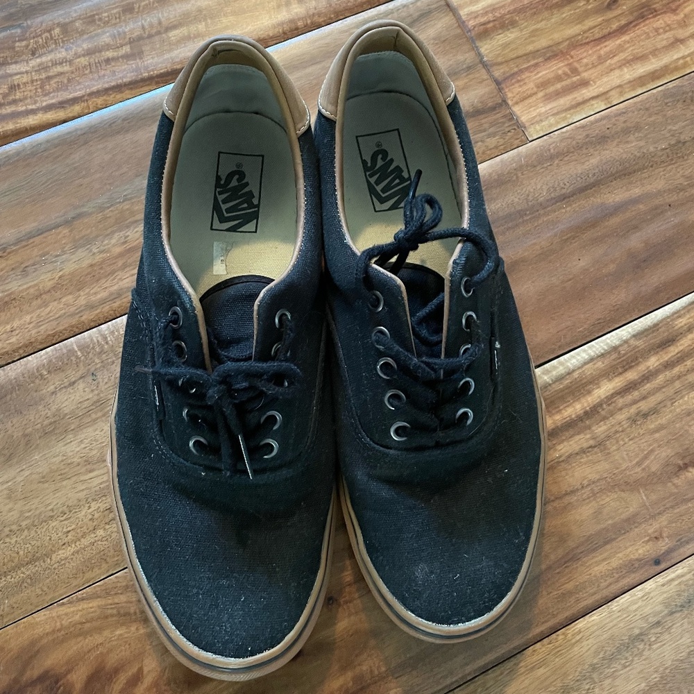 vans men's 11 canvas shoes